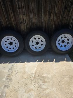 Spare trailer wheels and tires