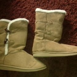 3 Pairs Ladies Boots
