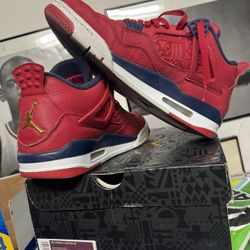 Jordan 4 