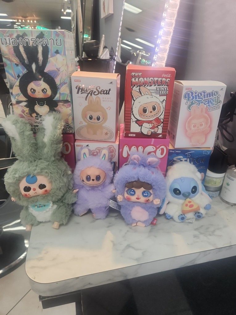 labubus,migo ,stitch and baby three