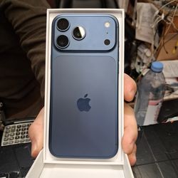 I Phone 17 Pro Max Blue ( Tmobile )