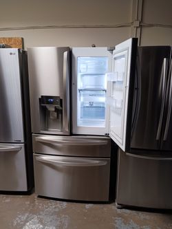 Refrigerator lg with fast door 4 door French door in stainless steel 40 days warranty Delevery