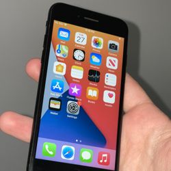 iPhone 7 128GB Unlocked 