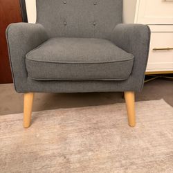Comfortable Living Room Or Office Chair