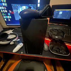 Logitech G29 For PS4 And Pc for Sale in Queens, NY - OfferUp