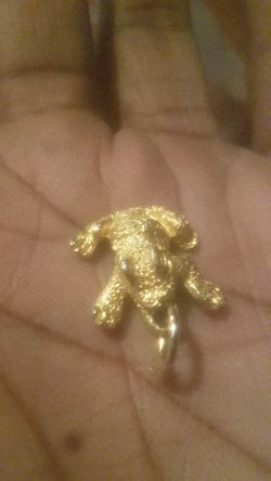 Frog pendant Gold plated