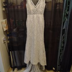 Wedding Dress Size 4 Thumbnail