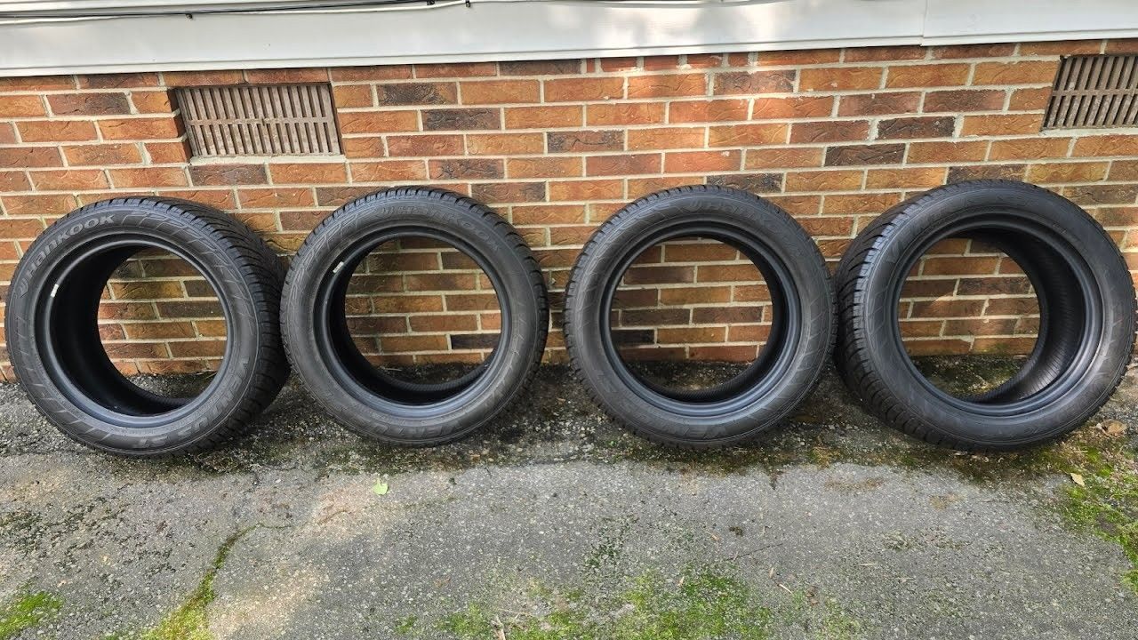 $400 (4) Hankook Ventus ST All-Season Tire - 255/50R17 101W with 0 miles .