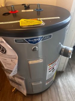 Electric Water Heater - GE 40 gallon low boy T-stat Electric Top