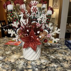 Handcrafted, Artificial Plant Decor – Gingerbread Man With Candies