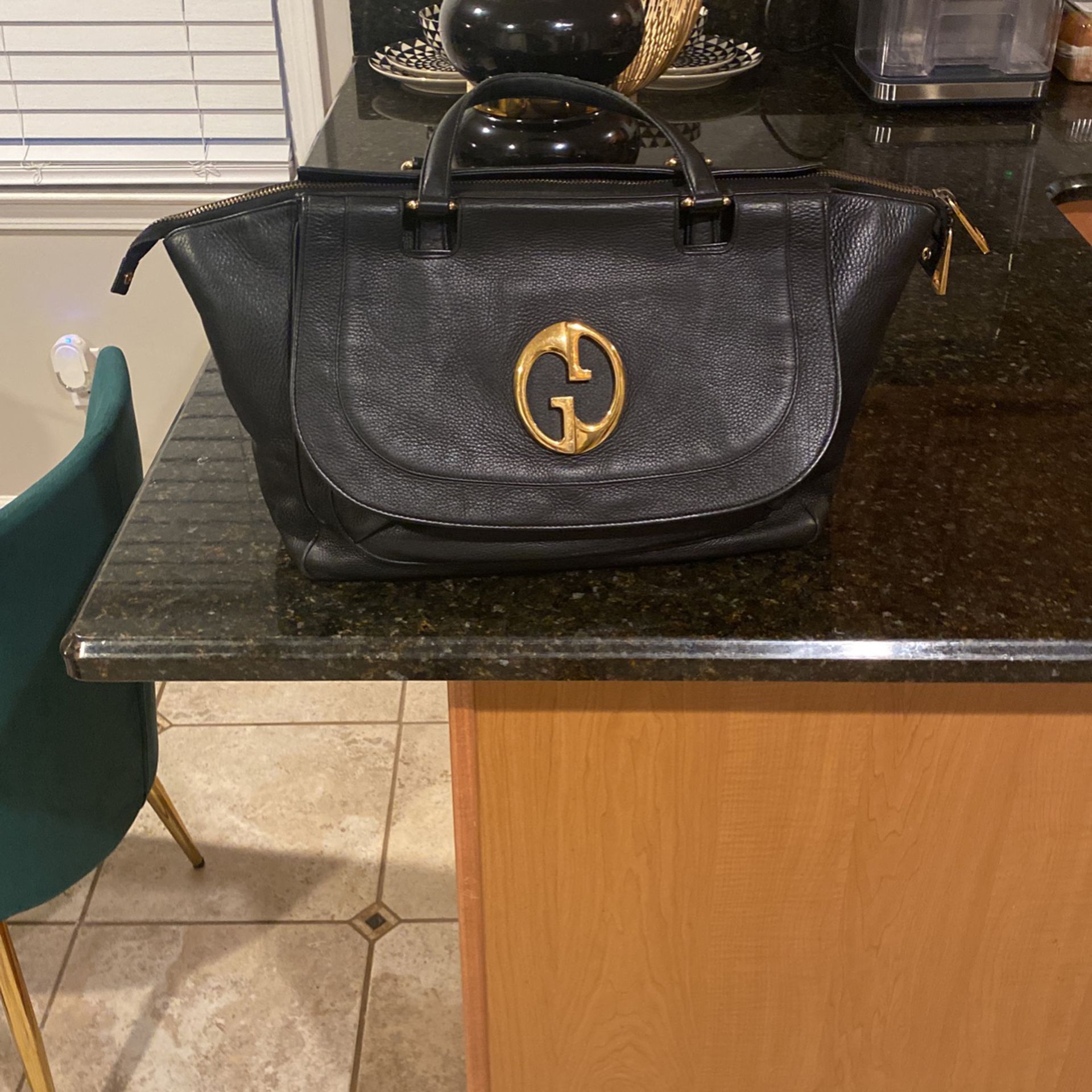 Large Black Gucci Bag