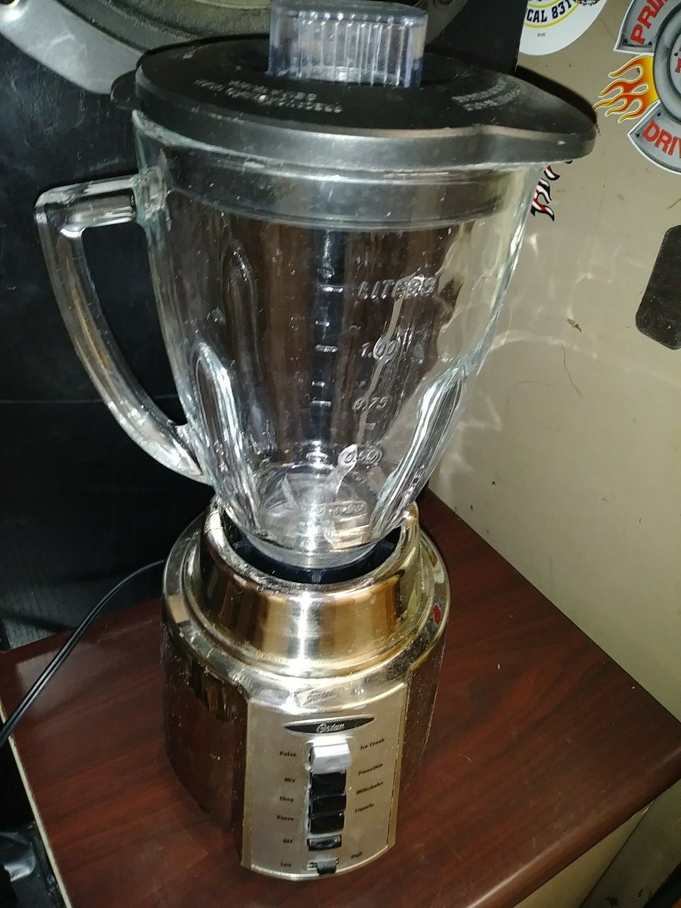 OSTER BLENDER