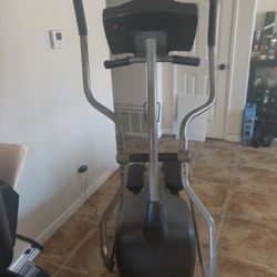 Horizon Fitness Elliptical 