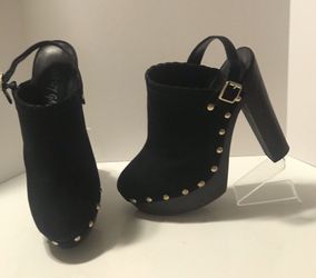 Nasty Gal Real Suede wooden heels Clog/Mules Back Strap Gold Studs 7.5