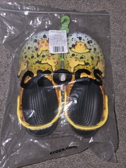 Crocs x Pokemon Pikachu Clog w/Jibbitz Men's Size 5 2022 Pokemon