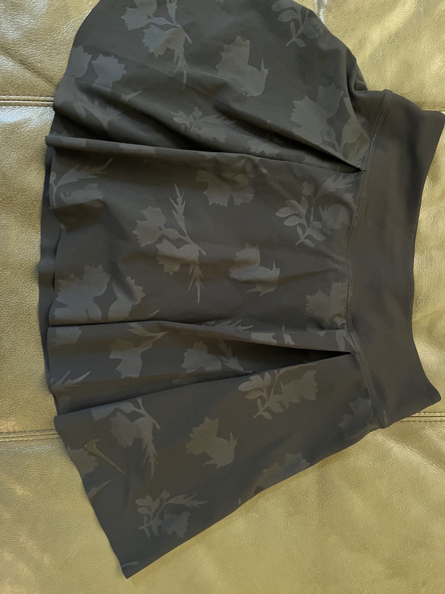 XS Lady’s Nike Golf Skirt Skort Dri-FIT Black