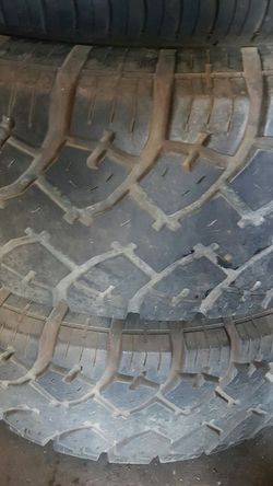 33×12.5 R15