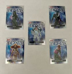 Topps Chrome Marvel The Beyond Trading Cards Set of 5