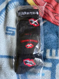 Black Chrome Heart Socks