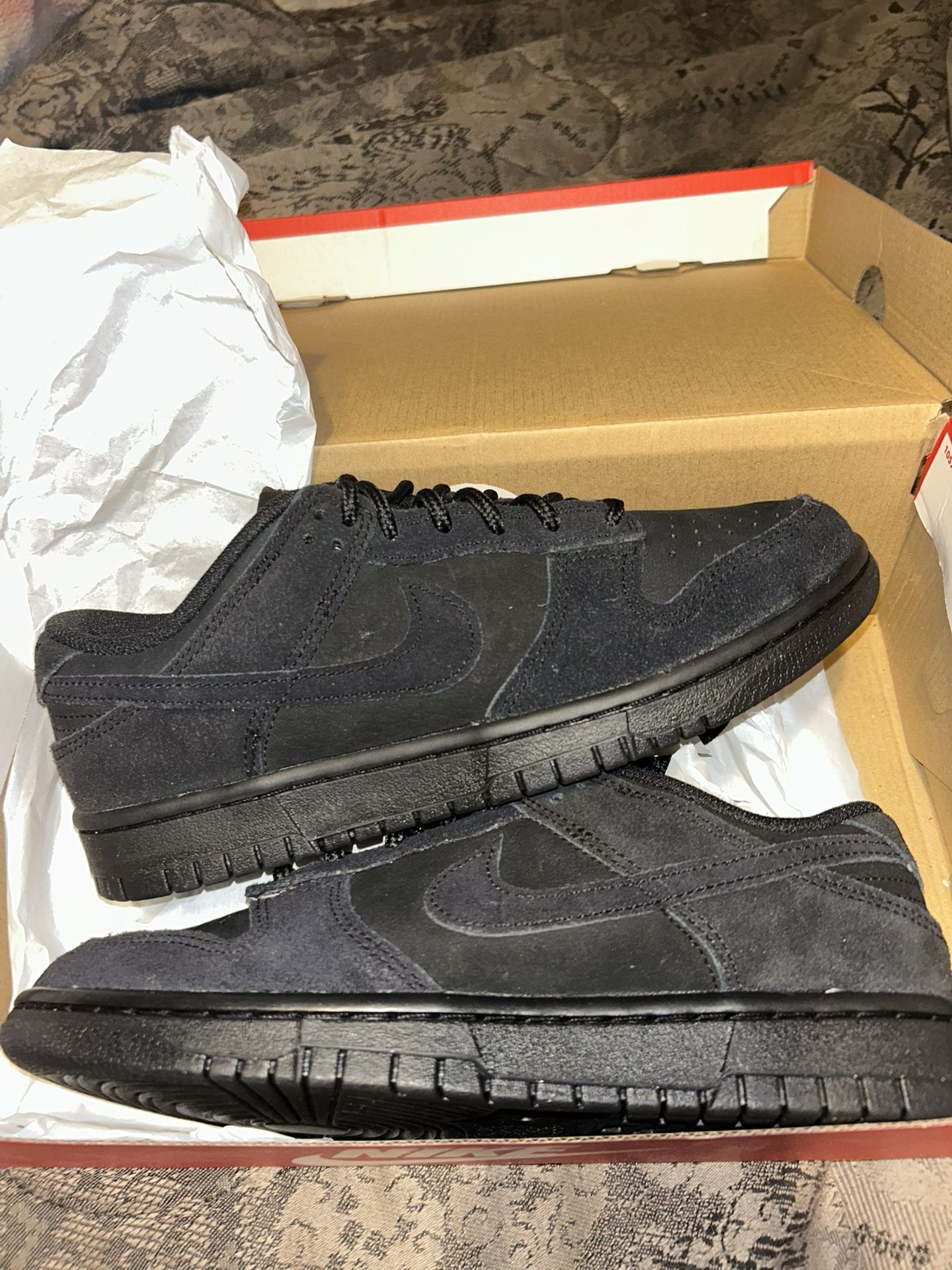Nike Dunks Triple Blacks