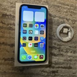 iPhone XR 128gb Factory Unlocked 
