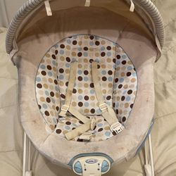 Fisher Price Infant Baby Bouncer Music And Vibrating $5