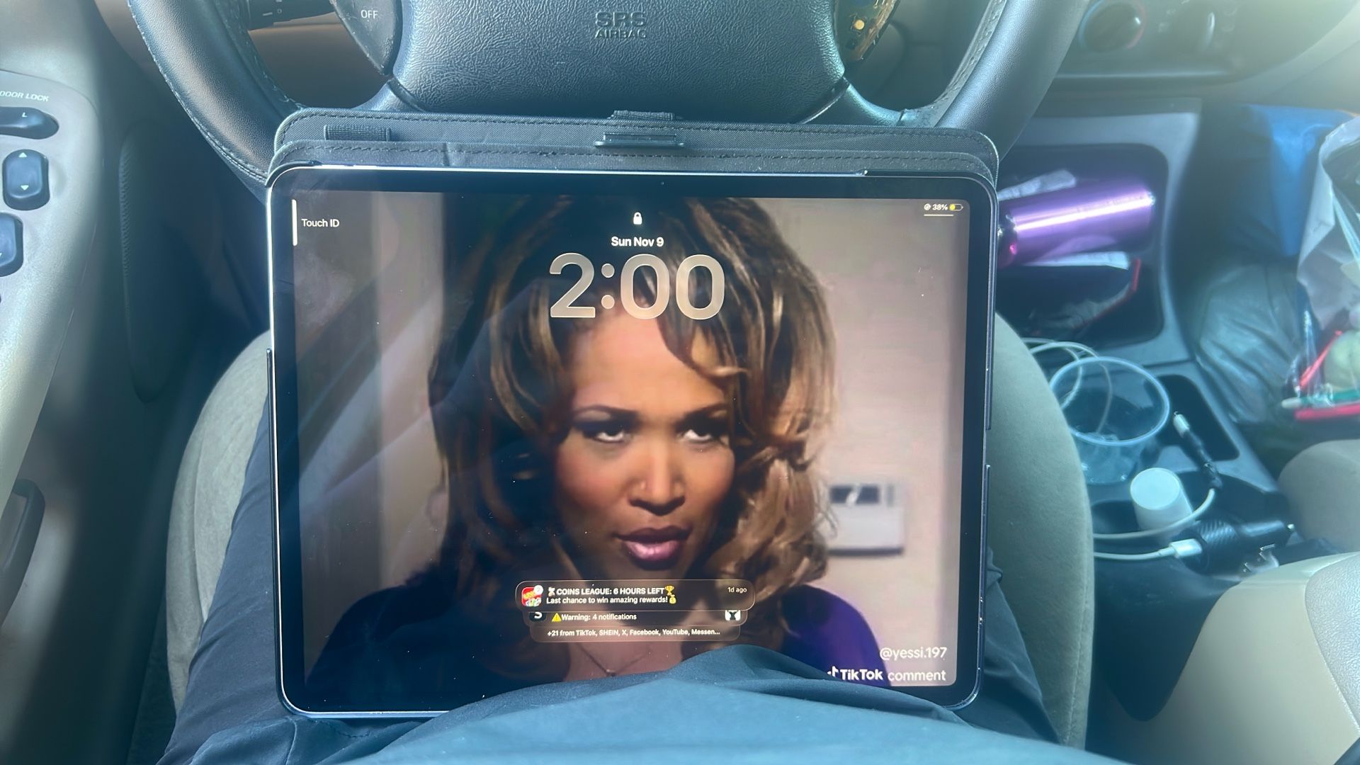 It Have Been Used One Time I Just Don’t Need It No More Lookin For An Serious Buyer, I Had Buy It For 1,200 I’m Giving Low Prices 900 In Cash