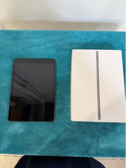 iPad 9th Gen LTE 64GB