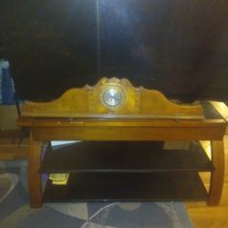 Antique.      Clock.  Soils. Work.   