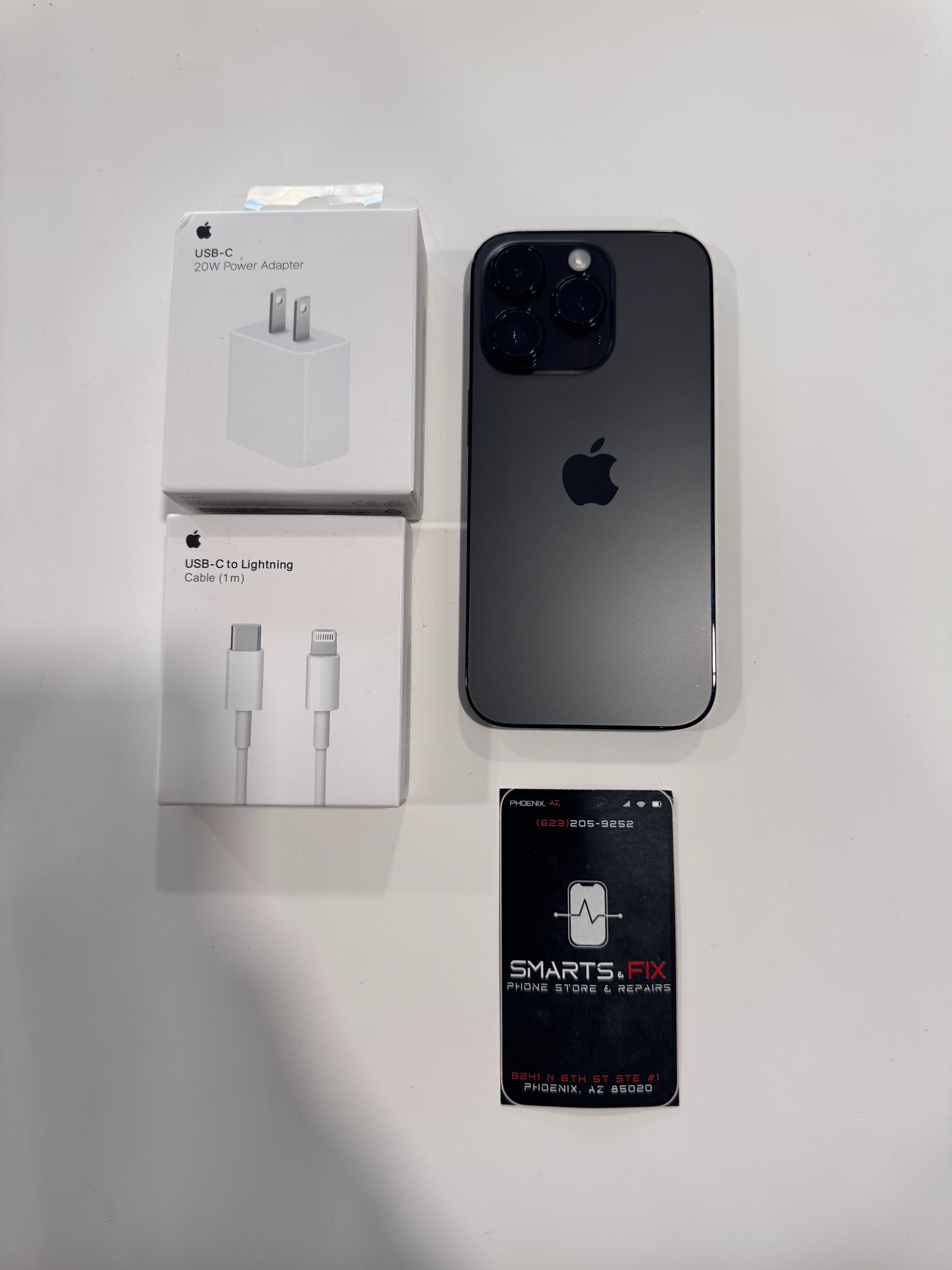 Apple iPhone 14 Pro 256 GB - Space Black (Unlocked) + Warranty