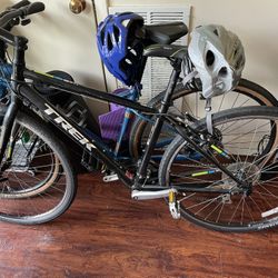 1x Trek Bike with Bontrager tires, handlebar and seat