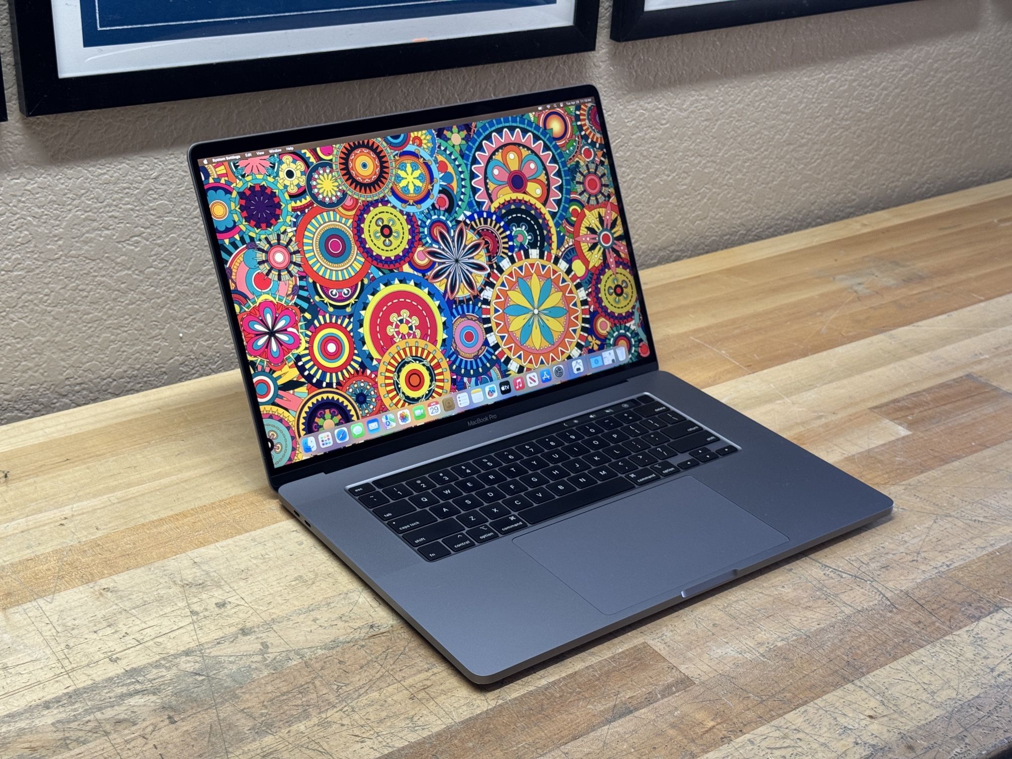 2019 16” MacBook Pro - 2.3 GHz i9 - 32GB - 1TB SSD