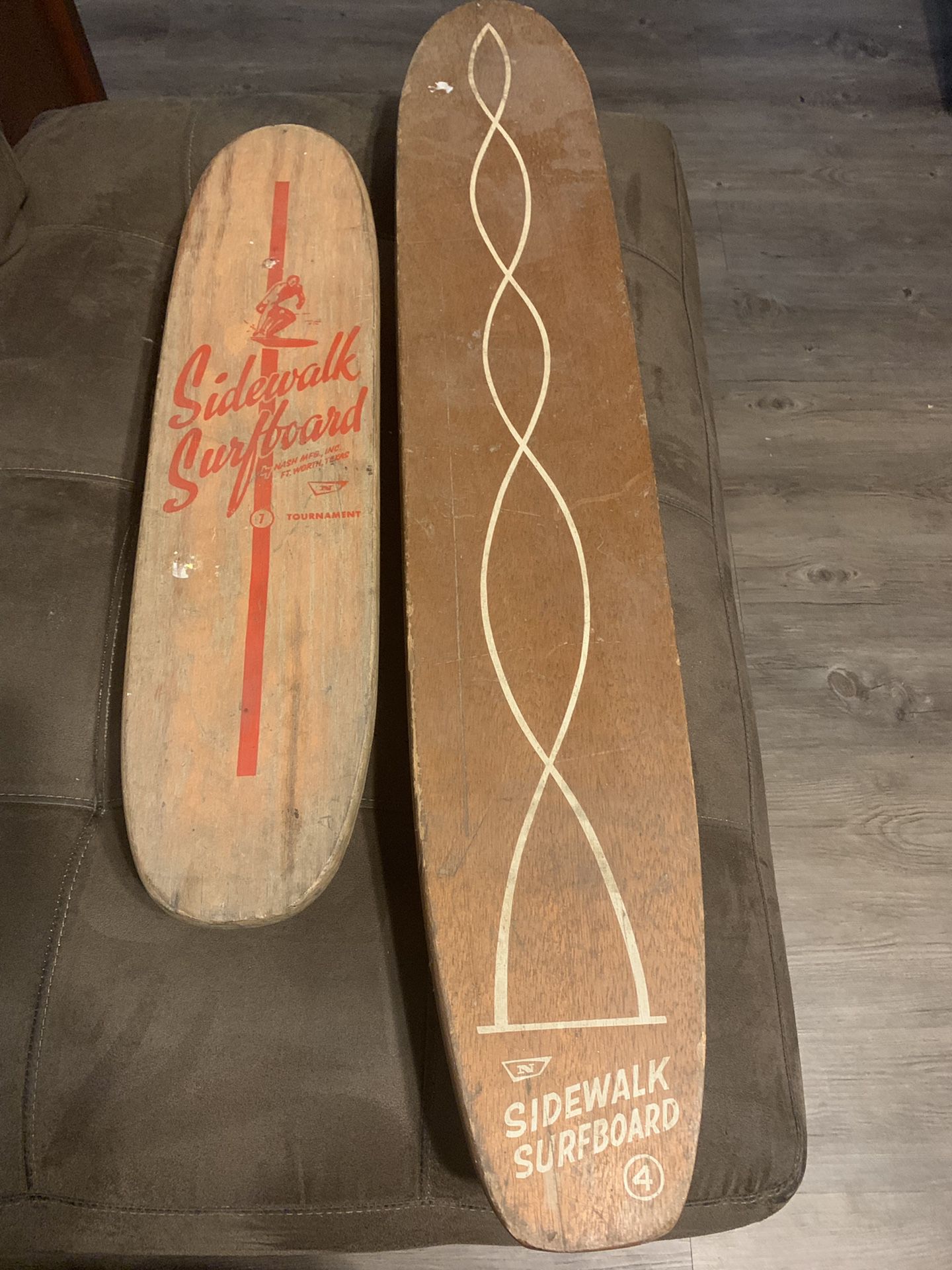 2 Nash skate boards