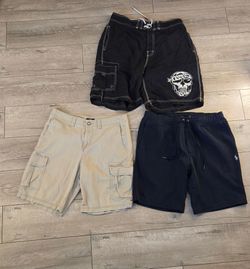 3 shorts para jovenes size 30