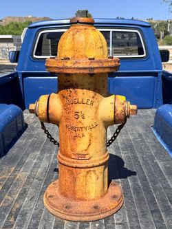 FIRE HYDRANT MUELLER