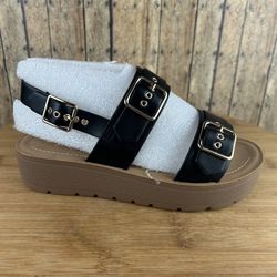 Women’s Wedge Sandals