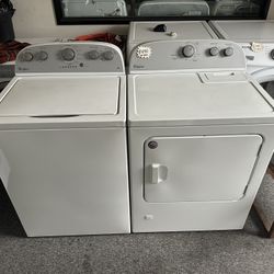 Whirlpool Set Washer And Gas Dryer