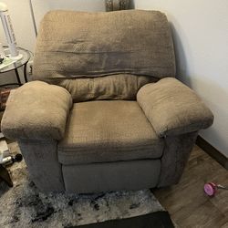 Sofa & Recliner