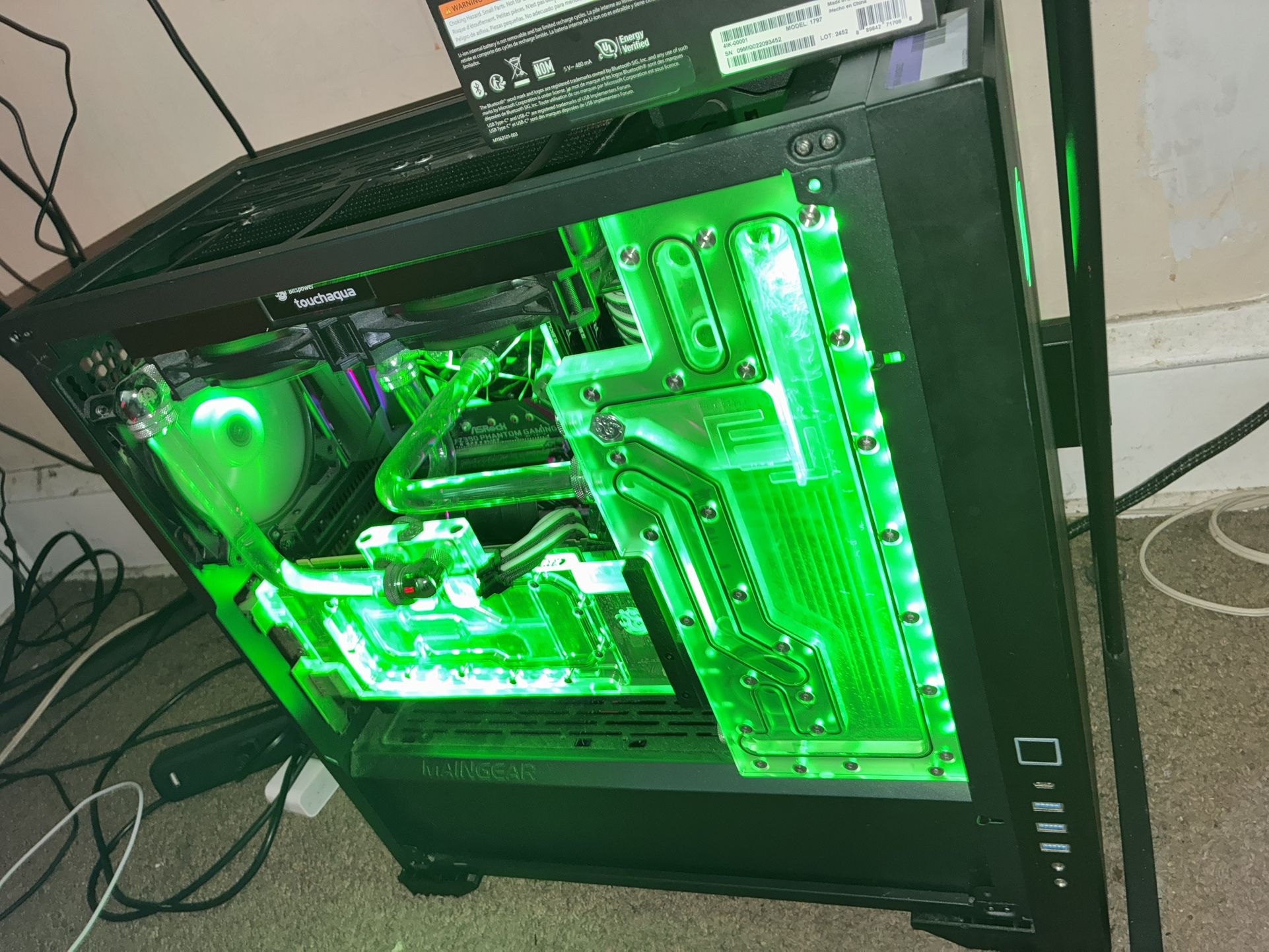 Custom Water cooling led light pc