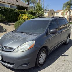 2008 Toyota sienna