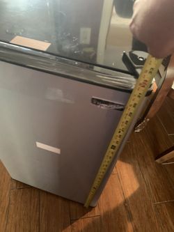 New magic chef refrigerator