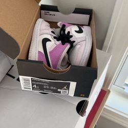Girl Toddler Size 4c
