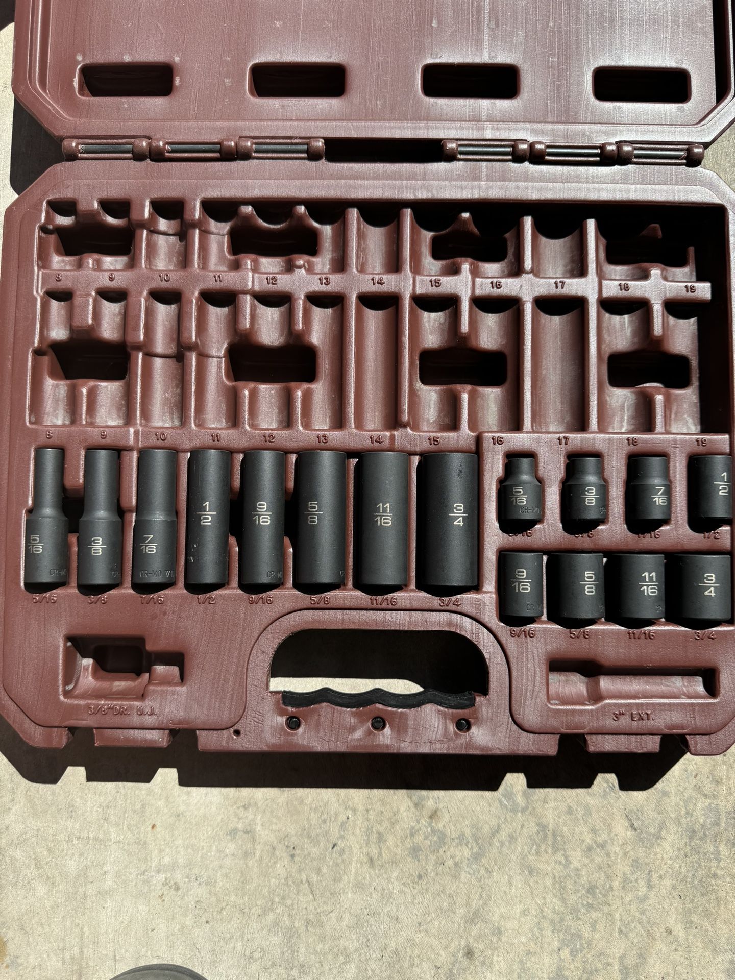 PIECE 3/8" DRIVE SAE 6 POINT ADV STANDARD AND DEEP IMPACT SOCKET SET