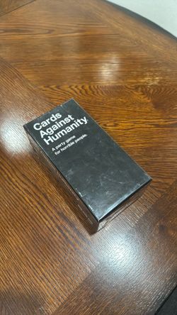 Cards Against Humanity (NEW)