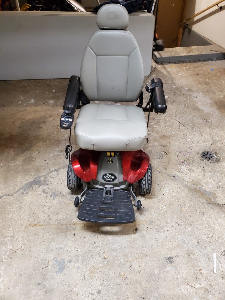Battery Powered Wheel Chair 