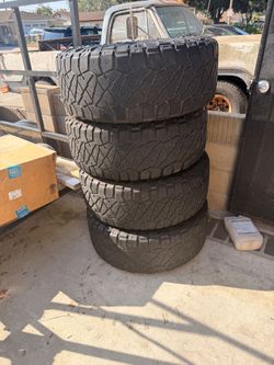 Tires Nitto Ridge Grappler 35x12.50R18 LT