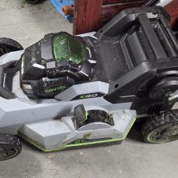 🌿 EGO Power+ 56V Self-Propelled Lawn Mower Kit – 7.5Ah Battery – $550 OBO