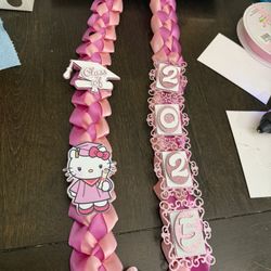 Hello Kitty Graduation Leí