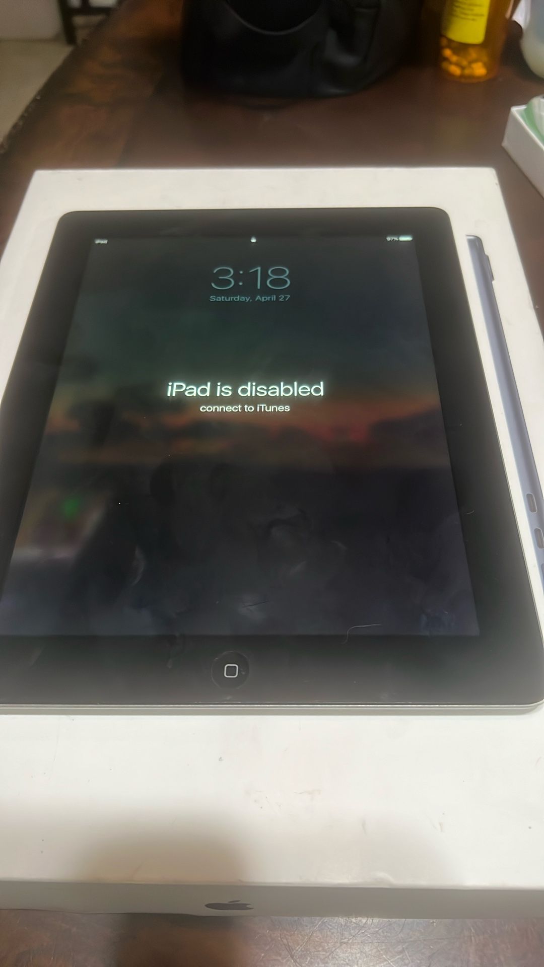 Apple iPad Air Gen A 1474 /16 GB Wi Fi 97 In Space Gray 3 Silver