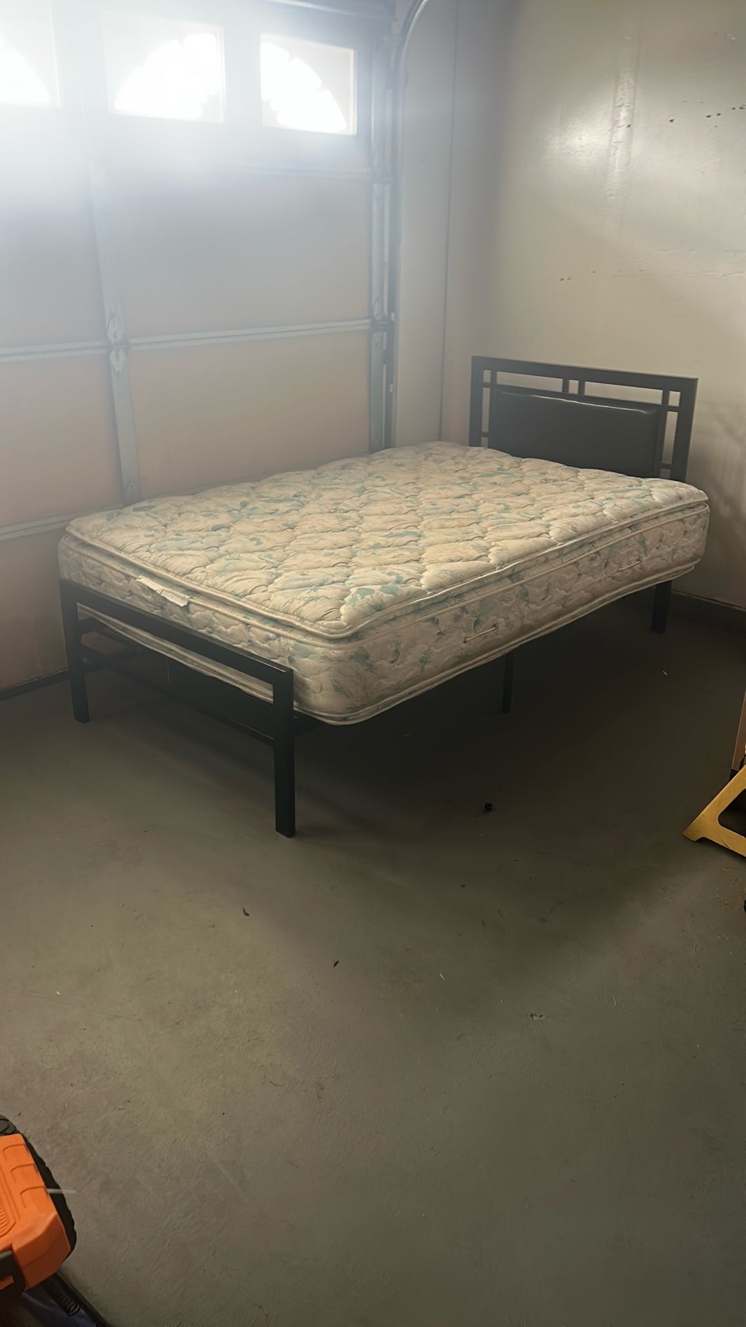 Full Size Bed  Twin Size Mattress Frame